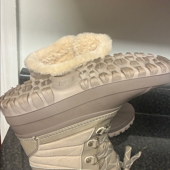 JBU Taupe furry Waterproof Winter Boots - Picture 4 of 5